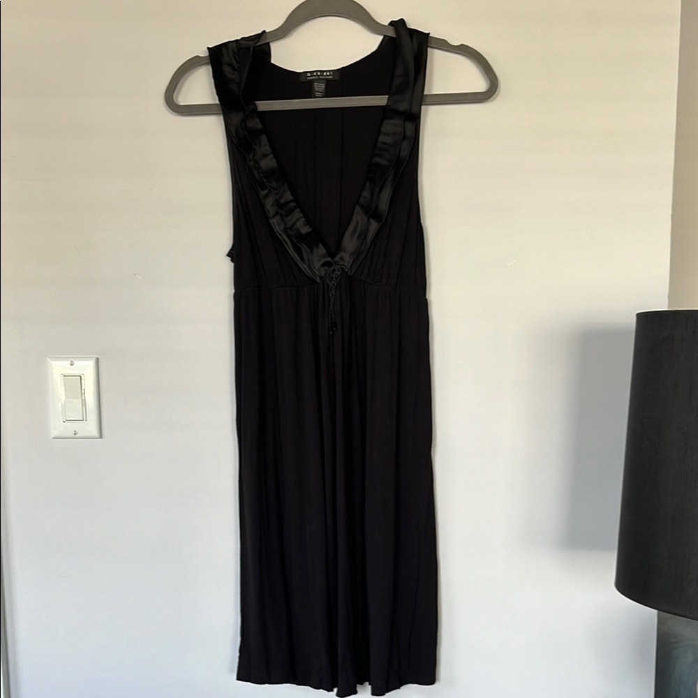 Black Sleeveless Dress with satin ruffle